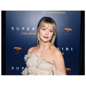 Melissa Benoist Instagram - always trying to be one of the pre-raphaelites #supergirl100