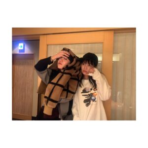 Suzu Hirose Instagram - イブにみょん氏
うん、来年もよろしくねー
あ、今目の前のモニターがあいみょん特集だ
なんやこのタイミング