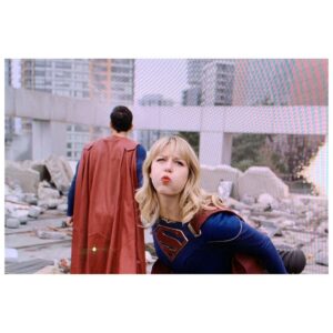 Melissa Benoist Instagram - last two episodes of #crisisoninfiniteearths are tonight! be there or be a kryptonian-square