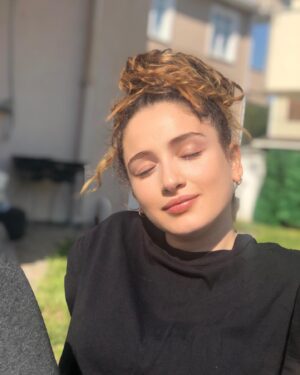 Gökçe Akyıldız Instagram - D vitamini ☀️