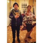 Marina Fedunkiv Instagram - Когда не знаешь в каком наряде сегодня пойдёшь выкидывать мусор 😃
А вы меняетесь вещами с подругой ? 
@selivanov_v ❤️
#реальныепацаны #маринафедункив #федункив #мамаколяна #юмор #прикол #смешноевидео #fliptheswitch #федункинмаклауд #классныйлукшмара #пожилойблоггер