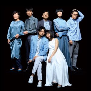 Asami Mizukawa Instagram - 今日発表なりました
舞台『リムジン』全公演延期となりました。

わたし自身、久しぶりの舞台であり倉持さんの戯曲を演じられるのを心から楽しみにしていました。
本当に悔しく残念な気持ちでいっぱいです。 
終わりの見えない闘いがいまだ続いていますが、なんとか心と体を健やかに保ち、打ち勝ちましょう。

近い未来に必ず上演できる時がくる事を願って...
その時は改めて劇場で会えるのを楽しみにしています！