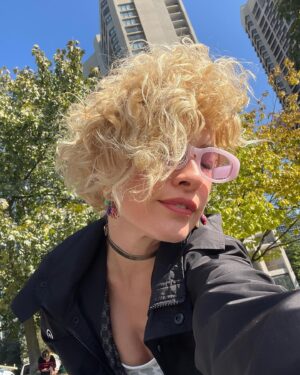 Açelya Topaloğlu Instagram - ✨