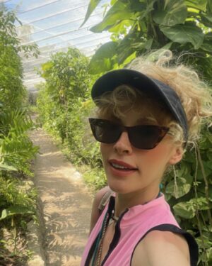 Açelya Topaloğlu Instagram - 🦚