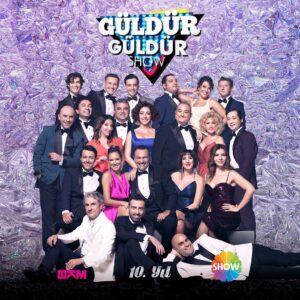 Açelya Topaloğlu Instagram - 🎉💜