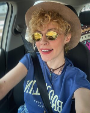 Açelya Topaloğlu Instagram - 🦋