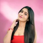 Aadhya Anand Instagram - Valentine’s? Photography - @deepak_das_photography Edited by - @omkarnaik__ Makeup - @kunika_jain #aadhyaanand #aadhya_anand #valentinesday
