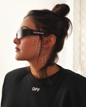 Aastha Gill Instagram - IYKYK! 🫡 @iagtindia 

💄 @cashmakeupartistry 
📸 @mihir_670 @dinematics