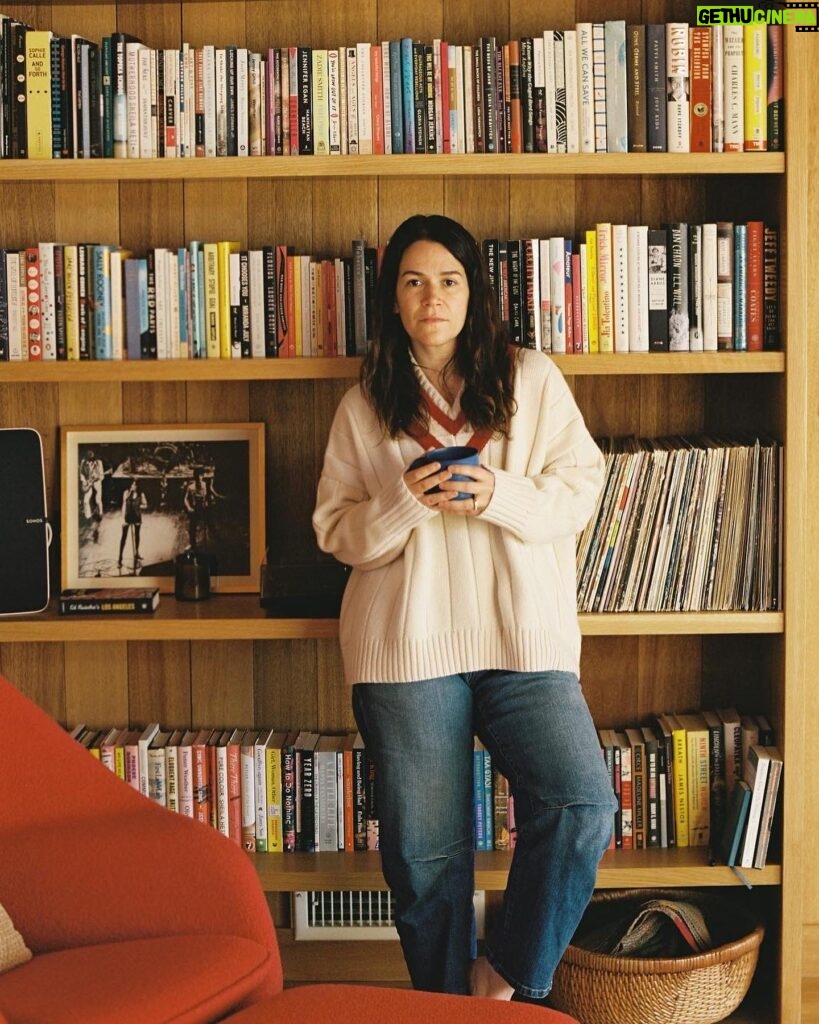 Abbi Jacobson Instagram - Few weeks ago — Morning Rituals with @canyoncoffee 📷 by @justinchung