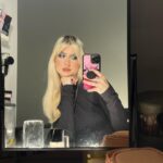 Abby Roberts Instagram - got glammed by my bestie @milanreddydevlin can we pls appreciate how pretty this beat is wowoweee✨