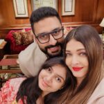 Abhishek Bachchan Instagram - ❤️