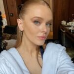 Abigail Cowen Instagram - 🤍 @dayaruci @jennycoombsmakeup