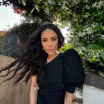 Abigail Spencer Instagram - 🕊️🕊️🕊️. #thegracies In Vintage @givenchy 📷 @claytonhawkins