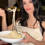 Abigail Spencer Instagram - Save the dress! 🍝. 📷 @ruby_douglas