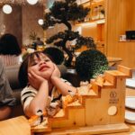 Acha Sinaga Instagram - Akhirnya bisa jalan ke mall abis liat sekolah buat Luke, Kenan di rumah dulu karena kita semua baru sembuh dari flu. Slide terakhir anak Ostrali tegang baru pertama kali di-keramasin di salon 🤭
