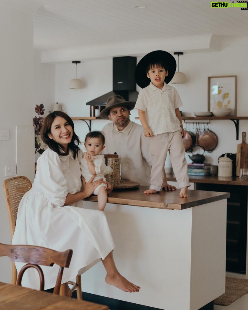 Acha Sinaga Instagram - New family photo 🤍