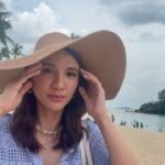 Acha Sinaga Instagram – Some of my fave captures from Singapore trip in @sentosa_island 🏝️👒🐿️