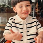 Acha Sinaga Instagram – Semoga Luke bisa dapet sekolah dan temen temen baru di Indonesia yaa ☺️