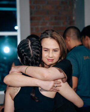 Adhisty Zara Instagram - Kemarin adalah sebuah hari yng akhirnya gue lewatin. Dengan latihan kurang lebih di 10 hari jadilah kuda lumping😂😭 

Terimakasih untuk @superstarknouckout atas pengalaman yng sangat seruu🔥🥊

Untuk kak lula @lulalahfah selamat atas kemanangannya! km keren banget!