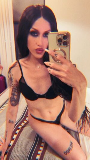 Adore Delano Instagram - after show party in my hotel room? 😮‍💨