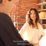 Adria Arjona Instagram - La oportunidad de coleccionar y colaborar con artistas latinoamericanos es un sueño. Hace más de un año, me topé con la obra de @armandomesias y en ese momento supe que queria que el transformara una de las piezas más significativas en mi posesión en una de sus obras : la camisa de mi abuela Mimi. Un objeto cargado de recuerdos de la infancia y vida de la mujer a que más admiró. Tener esta pieza en mi hogar y poder compartirla a través de este video no tiene precio. ▪️ The opportunity to collect and collaborate with Latin American artists is a dream come true. Over a year ago, I stumbled upon the work of @armandomesias, and at that moment, I knew I wanted him to transform one of my most valuable possessions into one of his pieces: my grandmother's shirt. A piece filled with childhood memories and life of the woman I’ve admired the most. Mimi. Having this piece in my home and being able to relive and share her legacy through this video is something I’ll cherish forever.