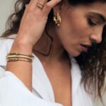 Adria Arjona Instagram - Locked up @tiffanyandco #Tiffanyandco #TiffanyIcons