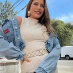 Adriana Fonseca Instagram - Gracias Marzo! ______ Foto 1: Lista para ir al lunch de mi cumple, con mis niñas. 2: En camino al concierto de @badbunnypr con mi top @eduardolucerola que me invito @lucychaparroo 3: Llendo a una cita. 4: En CDMX, en camino al velorio y luego la misa de nuestro @nicandrodiazof 5: Un drink en mi fiesta de cumple. 6: Sorpre que me organizo mi hubby @ikercal 7: Regresando de Phoenix, de la apertura @pattysbeautysalon 8: Saliendo de Pilates, camine dos horas… 9: Con mi agenda 2024, yo de 🤓 10: con el hermoso ramo de @jheventsflowerdesign Thank you March! Photo 1: Ready to go to my birthday lunch with my girls. 2: On my way to the bad bunny concert with my top Eduardo Lucero who was invited by Lucy Chaparro. 3: Heading to a date. 4: In CDMX, on my way to the wake and then the mass for our nicandrodiazo. 5: Having a drink at my birthday party. 6: Surprised by the surprise organized by my hubby. 7: Returning from Phoenix, from the opening of Pattysbeautysalon. 8: Leaving Pilates, walked for two hours... 9: With my 2024 agenda, me as a 🤓. 10: With my beautiful bouquet... . . . . . #march #easter #latina #cute #lifestyle