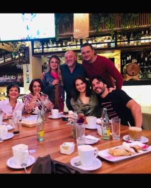 Adriana Louvier Instagram - Cumpleaños felíz para mí. Gracias vida. 
Gracias por todos sus mensajes 🤍