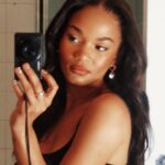 Agnes Nunes Instagram - mirror selfies.jpg