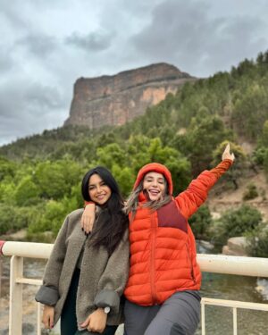 Ahlam Zaimi Instagram - #throwback to a wonderful experience with a wonderful girl 💕
#visitebenimellal ##ilovemorocco #maroc #beautifulmoments