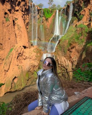 Ahlam Zaimi Instagram - Paradise found 😍✨
Habibi come to visit Beni Melal 🇲🇦
Merci @iktichaftravel @crtbmk et @widianeresort pour cette incroyable escapade🌈
#morocco #proudlymoroccan #proudlymoroccan🇲🇦 
Et quel bonheur de te retrouver ma jolie @fatima_zahra_el_ibrahimi 🧚🏼