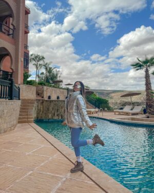 Ahlam Zaimi Instagram - Paradise found 😍✨
Habibi come to visit Beni Melal 🇲🇦
Merci @iktichaftravel @crtbmk et @widianeresort pour cette incroyable escapade🌈
#morocco #proudlymoroccan #proudlymoroccan🇲🇦 
Et quel bonheur de te retrouver ma jolie @fatima_zahra_el_ibrahimi 🧚🏼