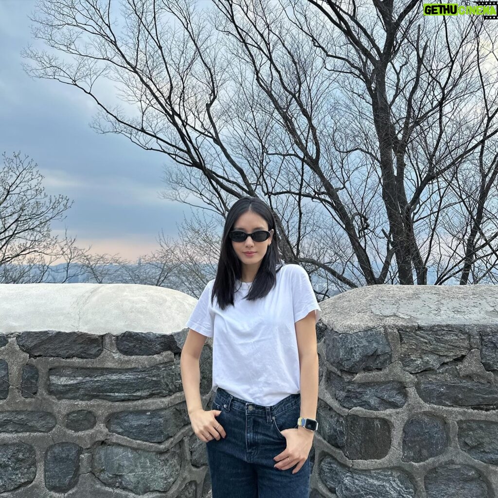Ahn Eun-jin Instagram - 2024 SPRING🌼🌸🌺
