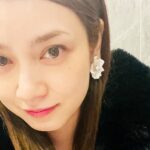 Airi Taira Instagram - 錦笑亭満堂⭐︎日本武道館👏 全然想像つかなかったTOMの日本武道館‼️ アリーナ席から2、3階席にたくさんの人✨ ファンタジーことウエンツ瑛士君が国歌「君が代」を歌いあげて幕が上がった‼️ 井戸田潤さんはおひとりで登場されて小沢さんへの愛を感じるメッセージにジーンとした🥹 お笑い芸人さん達の登場も次から次へと面白くて楽しいひと時でした。 21年前に仲良くなった友人の大規模ステージ✨ 本当に素晴らしかった🥹🙏👏 日本武道館にたくさんの人を埋め尽くすことの凄さを改めて知りました✨ 姪っ子ちゃんにメイクしてもらったことも嬉しくて記念にパシャリ🙈 #末高トム#錦笑亭満堂#21年来の友人#日本武道館#素晴らしい#おめでとう#姪っ子ちゃん#ヘアメイク#今日もありがとう