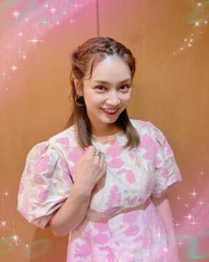 Airi Taira Instagram - 番組OA📺

本日(10日)夜7時〜日テレ「さんま御殿秋の3時間SP」✨
#平愛梨#日テレ#さんま御殿