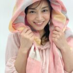 Airi Taira Instagram - Mademoiselle NON NON📕 たくさんのお洋服を着用させて頂き楽しい撮影を行いました😍 色んなお洋服にチャレンジするのはものすごく緊張しましたがイザ撮影となるとハズカシイ!を吹っ飛ばしてカメラレンズの横に子供達がいる!と想像してやってみました🤩 現場には赤ちゃんも同行させて頂き皆さんが面倒みてくださって有り難かったです🥹 #パンフレット#mademoisellenonon#現場に#数年ぶりの#あゆ社長が登場#楽しかった#ありがとうございました