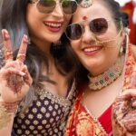Aishwarya Sharma Bhatt Instagram - I love you mummy 😇🧿❤️ I always fought with her but she is standing by my side forever 🥹 an unconditional bond ♾️ she feels so proud when people ask her “you are Aishwarya Sharma’s mother?” but I am saying I am a proud daughter and I say if I exists in this world only because of her and my father 🙏🏻 I proudly say she is my mother 😇 #maa #aishwaryasharma