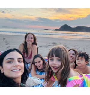Aislinn Derbez Instagram - Uno de esos viajes para nuestro corazón… 🥹😍