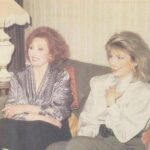 Ajda Pekkan Instagram - Ahh Anneciğim, 25 yil dile kolay, sana olan özlemim hic dinmedi , huzur içinde uyu 🙏🏻 Anneler gününüz kutlu olsun.