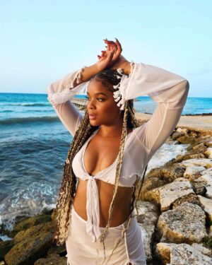 Ajiona Alexus Instagram - Island Goddess 🌴🇯🇲🌊