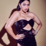Akansha Ranjan Kapoor Instagram - didn’t win a filmfare award last night, so i dressed like one instead 🙃