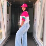 Akshara Singh Instagram - Zindagi me chahe jo chal raha ho bhai Kuchh chize mandatory hain wo nahi bhulna 😜😁🤗❤️ #aksharasingh #lfl #favspot #aerobridge #takeoff
