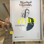 Alaska Instagram - Ayer en la inauguración de la exposición Warhol-Vijande-Makos. Vale la pena visitarla en el contexto de esa maravilla que es el @museolazarogaldiano. Gracias a todos en el museo, desde su directora, conservador, administrativos, guardarropía, bedeles, personal de limpieza… ¡así da gusto! Y de nuevo gracias a @coleccionsunolsoler por contar conmigo para este proyecto. Fotos mías y de @pedro.munster. * Esta publicación es una comunicación sobre mis diversas actividades profesionales - es información para mis seguidores - entiendo que la libertad de compartir esto se sobrentiende en la naturaleza misma de las redes sociales
