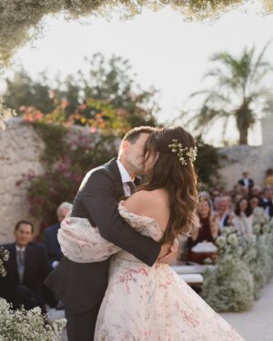Alena Šeredová Instagram - "I'm truly grateful to my amazing team, who once again exceeded all expectations!  A cover-worthy wedding in beautiful Sicily with the gorgeous @alenaseredova and her groom, Alessandro Nasi. @alessiafrancophotographer and @eli_cerre, you were truly exceptional in capturing every special moment of this unforgettable day.  A heartfelt thank you to A@alessandragrillo12 as well, who allowed us to get up close to dreams. And we couldn't be prouder of this beautiful feature in @vogueitalia

#DavidBastianoni #SonyAmbassador #Floricolor #Vogueitaly 

Event Designer and Producer @alessandragrillo12
Abito @moniquelhuillierbride 
Makeup artist @letiziamaestri_
Hair stylist @tylmarty
Fiori @federicaambrosini
Location @la_chiusa_country_house
Catering @cucina_manipura
Videomaker @fabio_stanzione