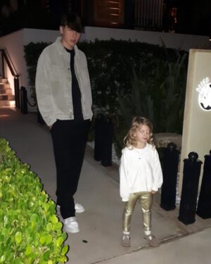 Alena Šeredová Instagram - My everything ❤️ #vitamia #noi #hujerovinatripu