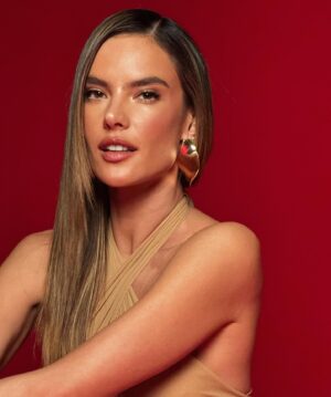 Alessandra Ambrosio Instagram - Studio day!!!! 📍SP
