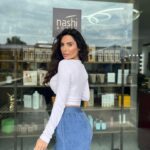 Alessia Macari Instagram - Strike a pose 📸 ormai molto più della mia hairstylist una grande amica @enzasciallaparrucchieri #hair #cioci #pose #curly