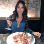Alessia Macari Instagram – La mia carne preferita 🥩