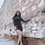 Alessia Macari Instagram - La vita è come il mare 🌊quando è mosso non smettere di nuotare 🖤 #cioci #mare #shooting #pics #ciociara