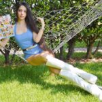 Alessia Tresoldi Instagram - Mi trovate in copertina e alle pagine 60 e 61 nella rivista TUTTO n125 disponibile in tutte le edicole d’Italia 😍 Tante curiosità, non perdetevelo 💙 #tutto #tuttomese #inedicola #giornale #tresoldi #magazine #gossipgirl #alessiatresoldi #Hellfigliadililith #libro #fantasy #Bergamo #tresoldi #katemiddleton #ilaryblasi #enricopapi #annalisascarrone #serenabortone #massimoranieri #mattiazenzola #cover #bergamo #italy